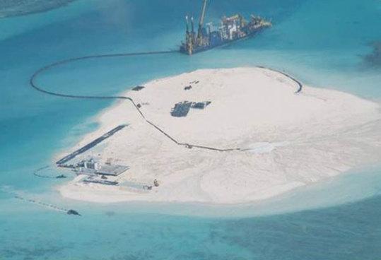 菲媒：中国在赤瓜礁建人工岛 进入绿化阶段(图)